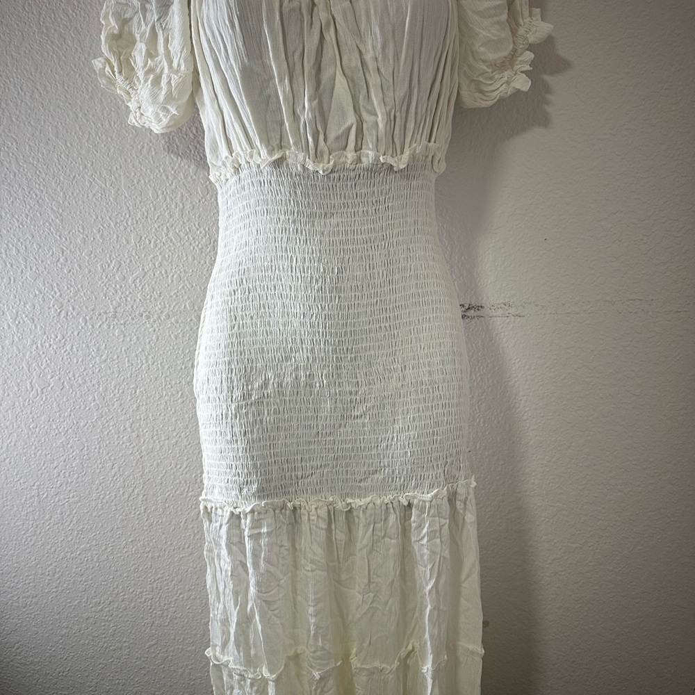White Off-Shoulder Maxi Dress - Picture 2 of 3